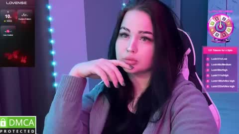 Mia online show from January 2025 04:29:01 PM