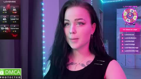 Mia online show from January 2025 05:13:01 AM