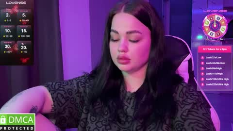 Mia online show from February 2025 02:50:02 AM