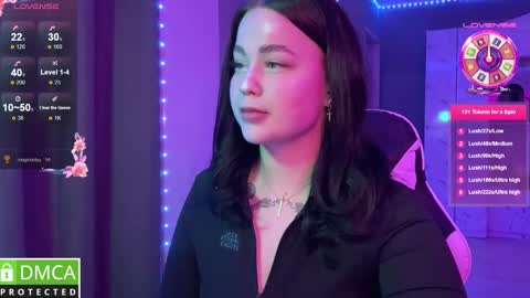 Mia online show from February 2025 06:42:01 PM