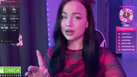 Mia online show from February 2025 08:20:02 PM