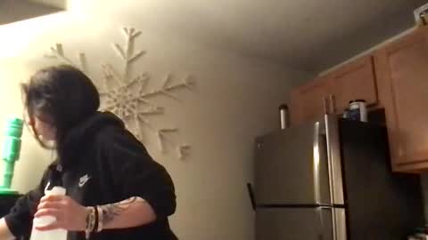 Konnie online show from March 2026 07:25:02 AM