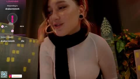 Snapshot of koracrosbie chatting on December 2024 05:08:02 PM Kora TG channel online show from December 2024 05:08:02 PM