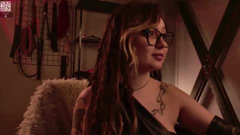 Snapshot of koracrosbie chatting on January 2026 01:15:02 PM Kora TG channel online show from January 2026 01:15:02 PM