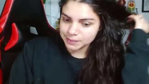 Karoll online show from December 2024 02:32:02 AM