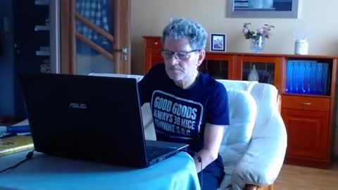 Snapshot of korek24hot chatting on February 2025 09:15:02 AM Korek online show from February 2025 09:15:02 AM