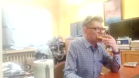 Snapshot of korek24hot chatting on March 2025 02:12:02 PM Korek online show from March 2025 02:12:02 PM