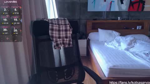 Danny online show from October 2025 02:44:01 AM