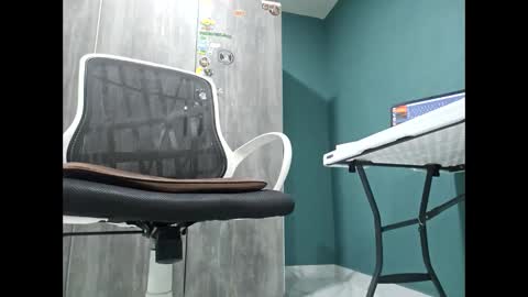 Snapshot of koto420 chatting on March 2025 01:34:02 AM Koto Bombon online show from March 2025 01:34:02 AM