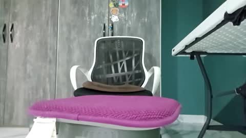 Snapshot of koto420 chatting on January 2026 05:27:02 PM Koto Bombon online show from January 2026 05:27:02 PM