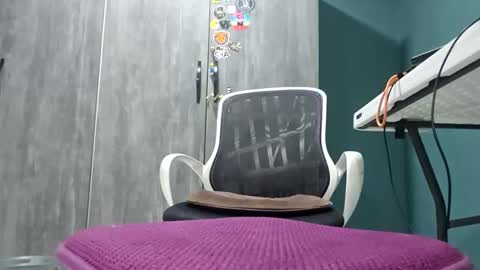 Snapshot of koto420 chatting on January 2026 12:02:01 AM Koto Bombon online show from January 2026 12:02:01 AM