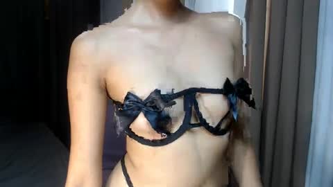 kourtneyluv online show from January 2025 05:38:01 AM