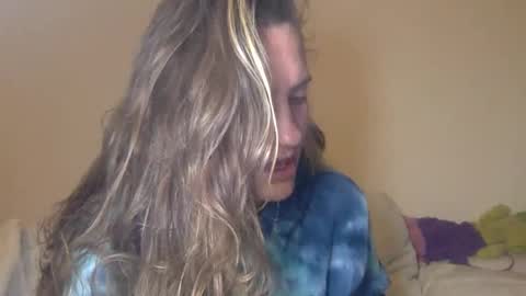 koyoteej online show from March 2025 03:24:01 AM