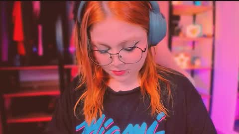 Khloe online show from March 2026 03:03:02 AM