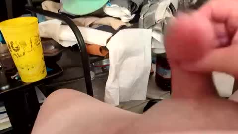 Snapshot of krastheman chatting on October 2025 12:37:01 PM KrasTheMan online show from October 2025 12:37:01 PM