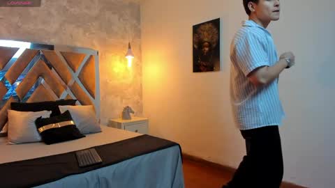 Snapshot of kraven_lust chatting on May 2026 03:34:02 AM Kraven online show from May 2026 03:34:02 AM