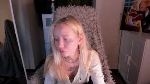 kris_grant online show from October 2025 10:24:01 AM