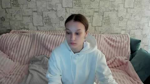 Snapshot of krisdoeill chatting on May 2026 01:54:02 AM krisdoeill online show from May 2026 01:54:02 AM