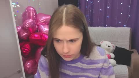 Snapshot of krispi_2000 chatting on February 2026 05:25:01 AM Kriss online show from February 2026 05:25:01 AM