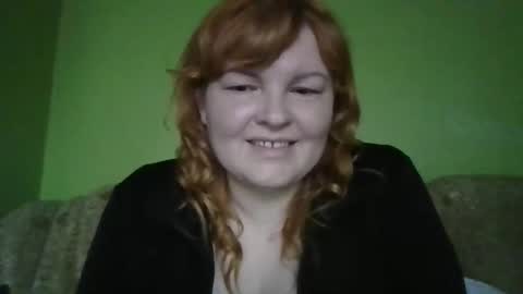 KrisryxONiks online show from April 2026 02:41:01 PM
