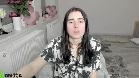 KrissLimada online show from April 2026 09:01:01 PM