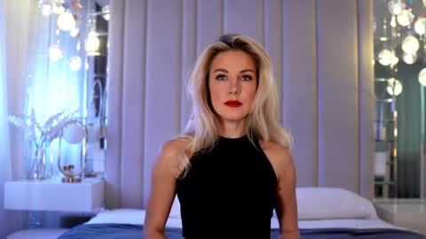 Kristina online show from April 2026 01:33:02 PM