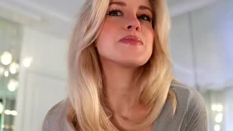 Kristina online show from July 2026 01:21:02 PM