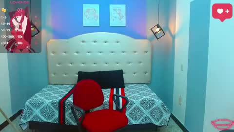 krissone online show from March 2025 05:49:01 PM