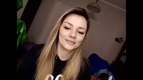 Snapshot of krisssexi chatting on January 2025 02:41:01 PM KrissSexi online show from January 2025 02:41:01 PM