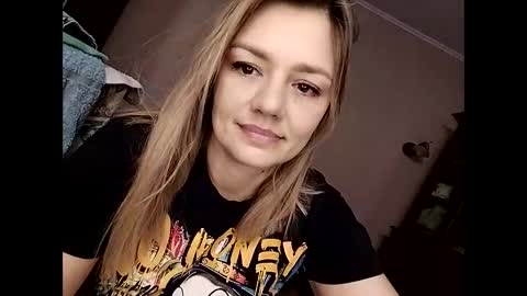 Snapshot of krisssexi chatting on February 2025 01:44:01 PM KrissSexi online show from February 2025 01:44:01 PM