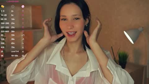 Emma online show from October 2025 05:51:02 PM