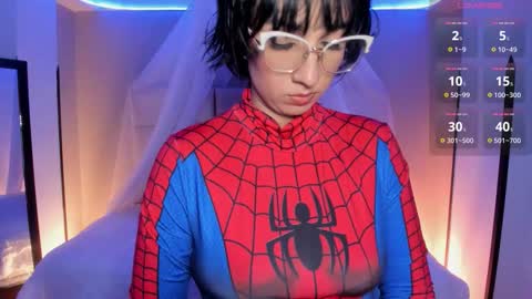 Kristen online show from October 2025 07:33:02 PM