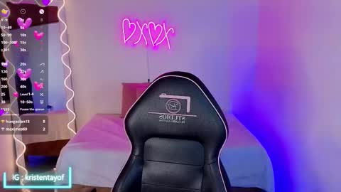 kristen_tay online show from October 2025 03:20:02 AM