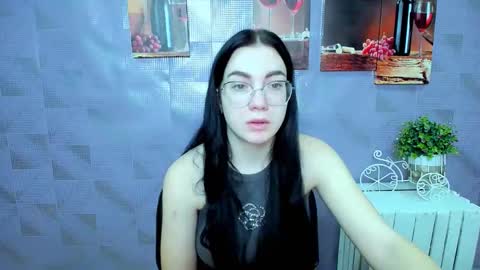 Snapshot of kristenx_x chatting on October 2025 07:31:02 AM Kristen online show from October 2025 07:31:02 AM