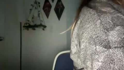 Snapshot of kristicutiez chatting on February 2025 08:52:02 AM Kristi 3 online show from February 2025 08:52:02 AM