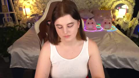 Snapshot of kristifoxy chatting on May 2026 12:44:02 PM kristifoxy online show from May 2026 12:44:02 PM