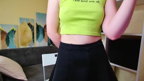 Christina online show from February 2025 04:48:01 AM