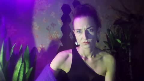 Kristina online show from December 2024 07:33:01 PM