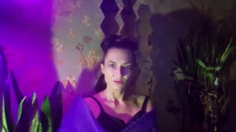 Kristina online show from December 2024 04:43:01 PM