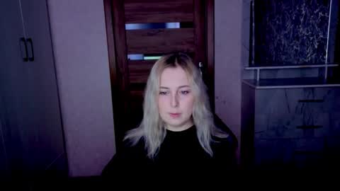 Snapshot of kristy_fran chatting on June 2026 07:39:01 PM Kristy online show from June 2026 07:39:01 PM