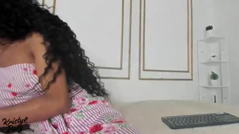 Snapshot of kristyl_paez chatting on January 2026 06:56:02 PM Cristina online show from January 2026 06:56:02 PM