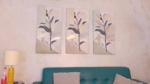 Snapshot of kristyl_paez chatting on February 2026 06:08:01 PM Cristina online show from February 2026 06:08:01 PM