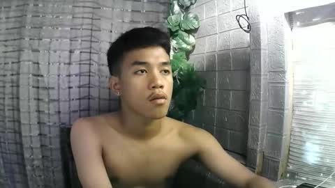 Snapshot of kritthanarkorn chatting on November 2025 06:27:01 AM kritthanarkorn online show from November 2025 06:27:01 AM
