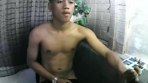 Snapshot of kritthanarkorn chatting on November 2025 08:25:02 AM kritthanarkorn online show from November 2025 08:25:02 AM