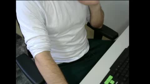 Snapshot of krocr_iras chatting on December 2024 01:22:01 PM Lucas Edu online show from December 2024 01:22:01 PM