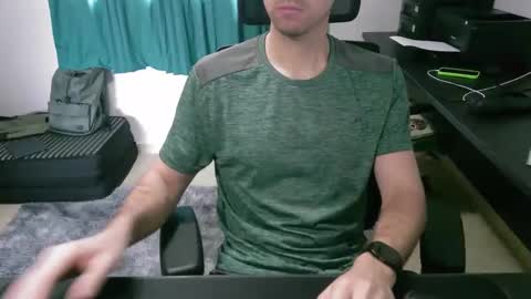 Snapshot of krocr_iras chatting on November 2025 11:27:02 AM Lucas Edu online show from November 2025 11:27:02 AM