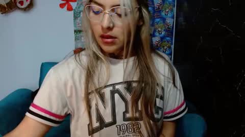 kronikafuckass online show from December 2024 12:33:02 PM