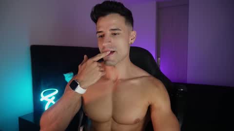 KROPS online show from December 2025 05:13:01 AM