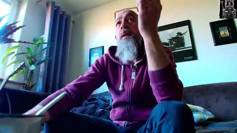 Snapshot of krummersaebel chatting on March 2025 10:11:02 AM krummersaebel online show from March 2025 10:11:02 AM