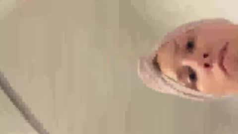 Kryptiq online show from December 2024 10:43:02 PM